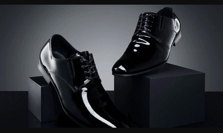 Photigy – Glossy Black Leather Shoes