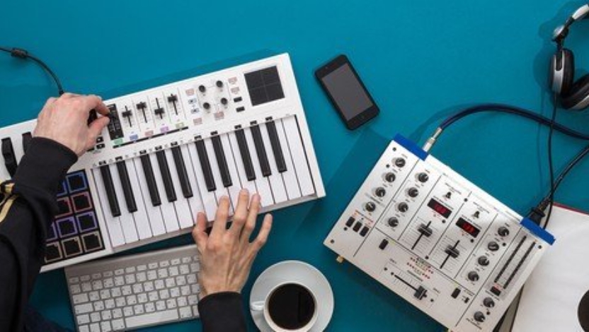 Udemy Ableton Learn The Basics Of Music Production [TUTORiAL]
