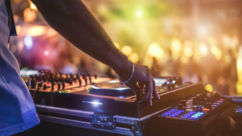 Udemy The Complete Dj Course For Beginners 2023 2 Be A Dj [TUTORiAL]