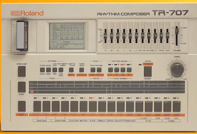 Roland Cloud TR-707 v1.0.1